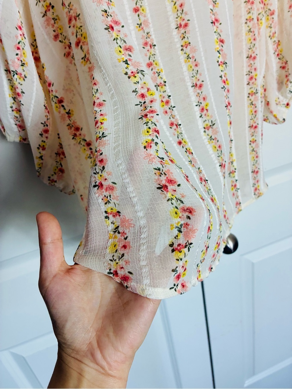 Torrid Floral Stripe Peasant Blouse tie top, slight sheer NWT Size 3X - Picture 11 of 15